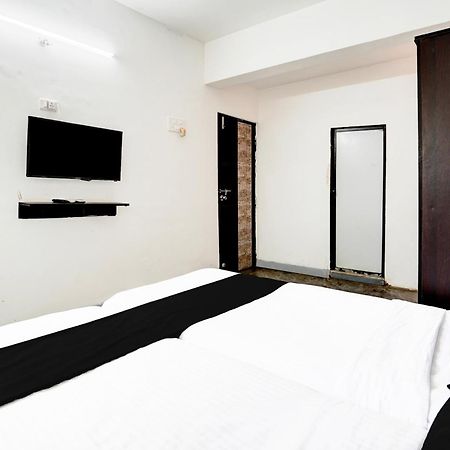 Super Hotel O Deluxe United Corporate Home ナビムンバイ エクステリア 写真
