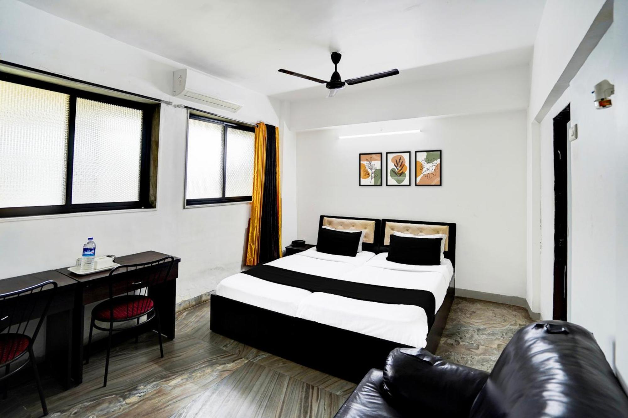 Super Hotel O Deluxe United Corporate Home ナビムンバイ エクステリア 写真